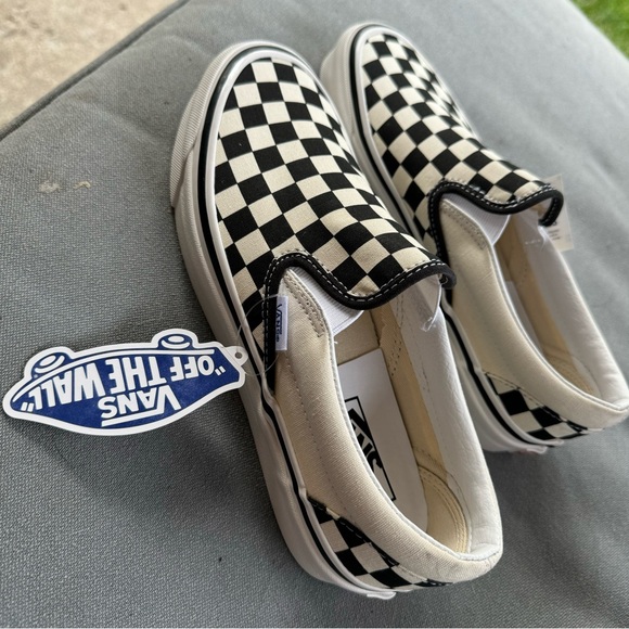 checkered vans - Picture 1 of 2